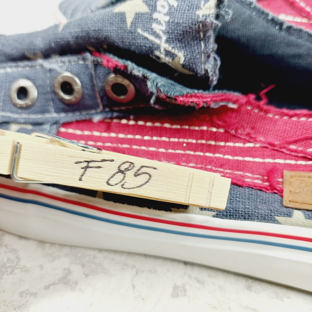 NEW Blowfish Malibu Bettie Stars Stripes Distressed Slip On Low Top Sneakers F85 - Picture 11 of 11
